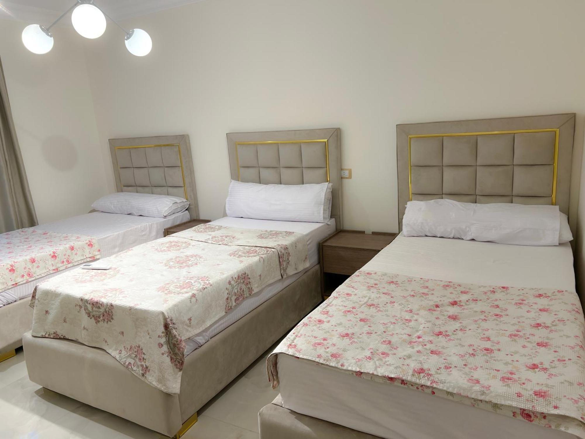 Skyline Premium Properties 알렉산드리아 외부 사진