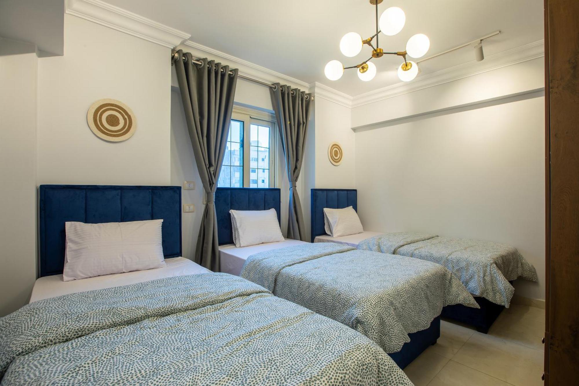 Skyline Premium Properties 알렉산드리아 외부 사진