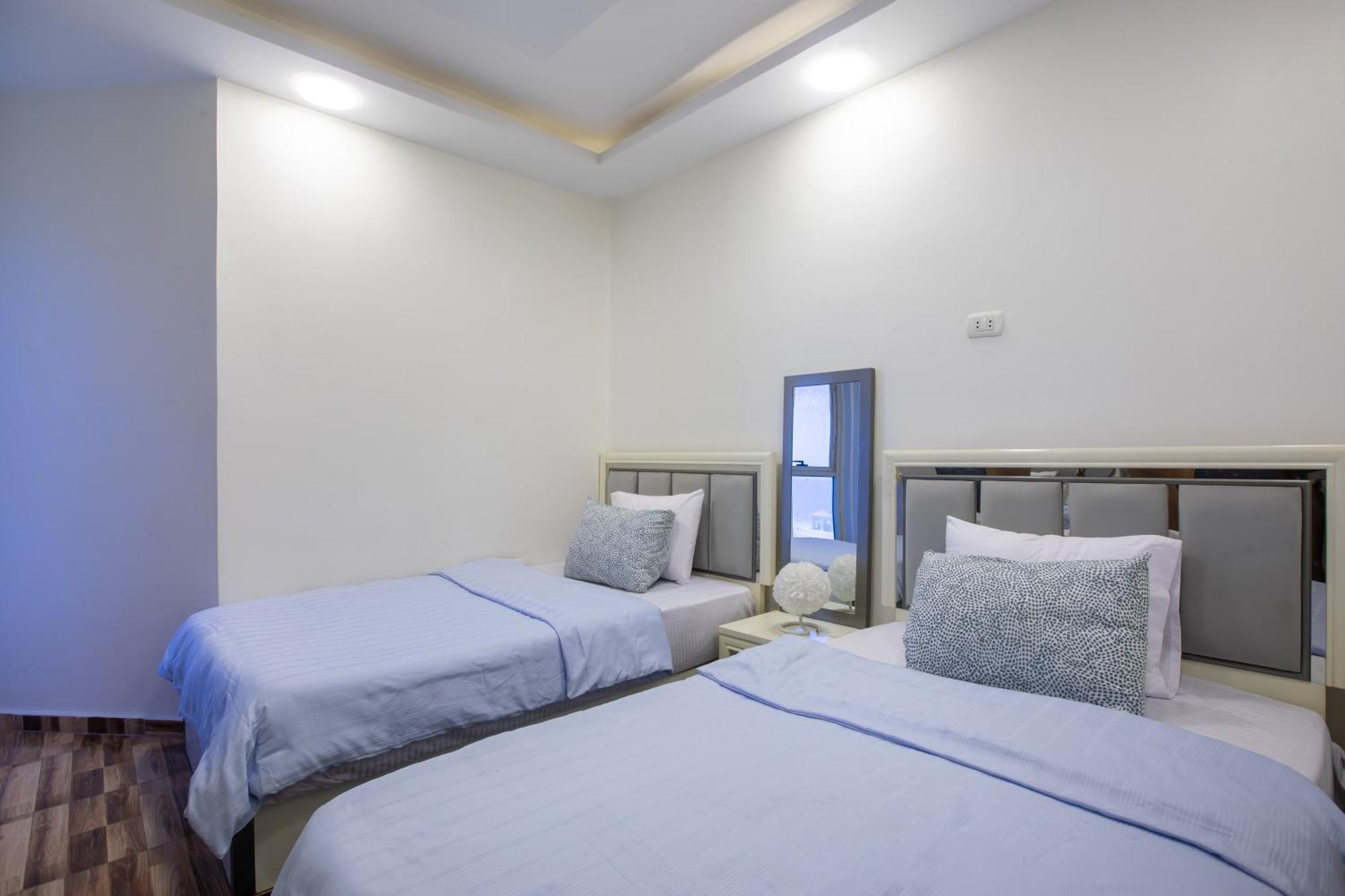 Skyline Premium Properties 알렉산드리아 외부 사진